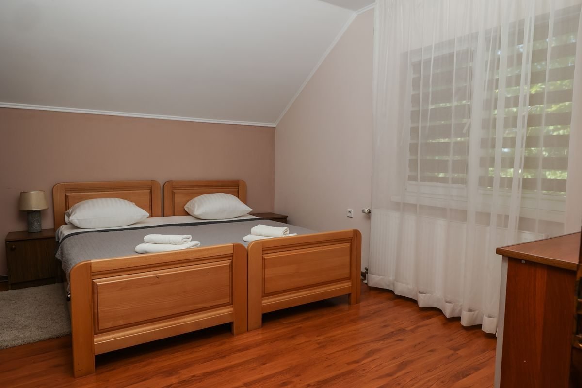 номер 10 (3) - Лісова Казка