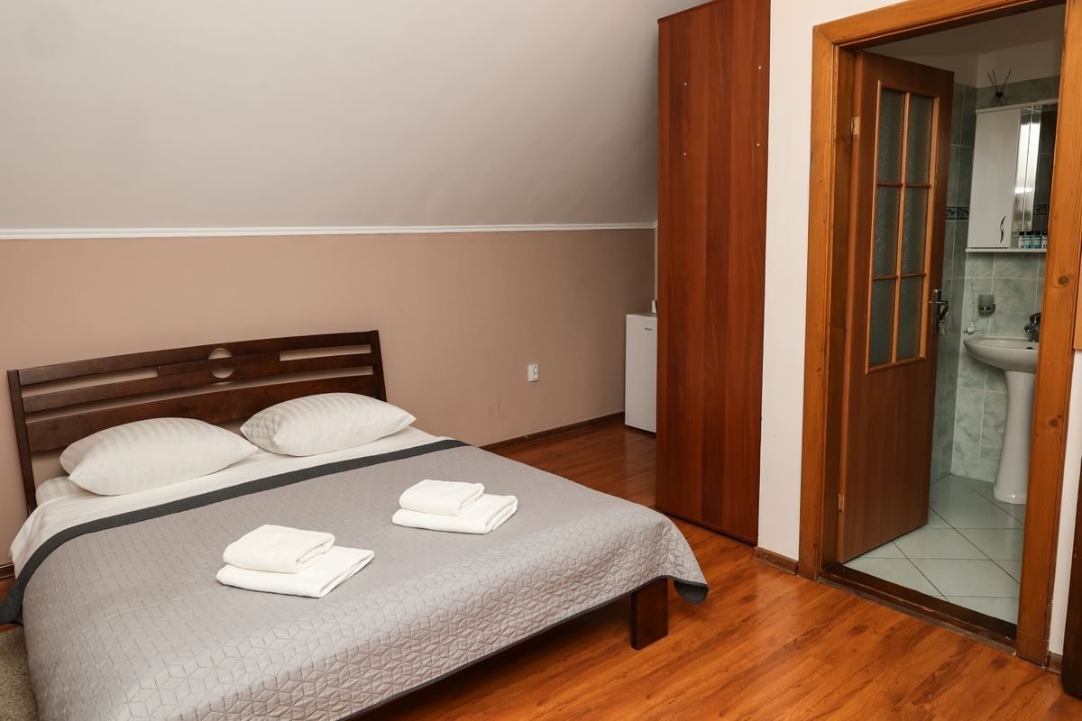 номер 11 (7) - Лісова Казка