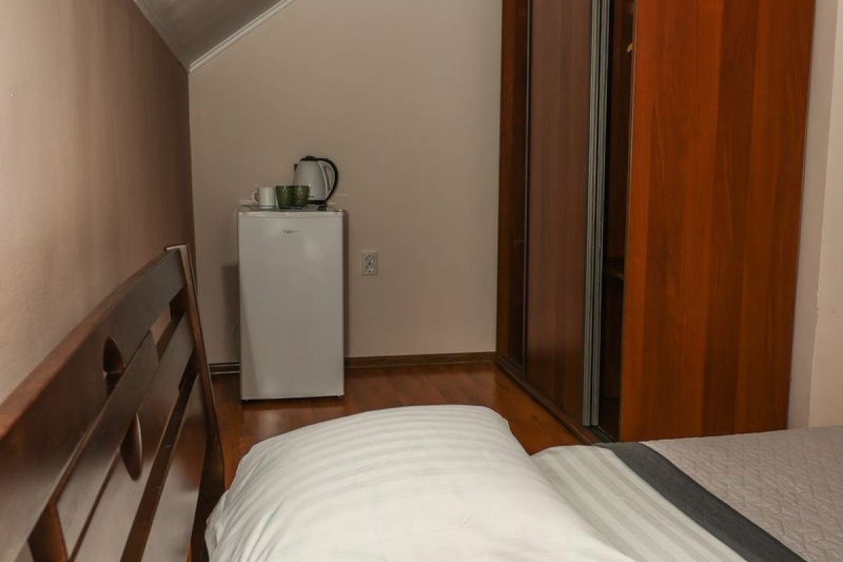 номер 11 (9) - Лісова Казка