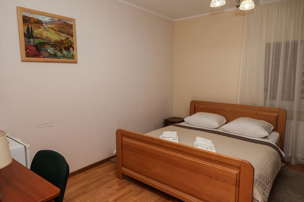 номер 13 (3) - Лісова Казка