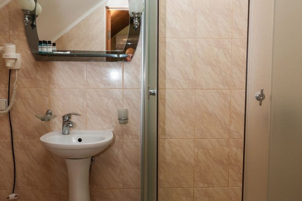 номер 15 (5) - Лісова Казка