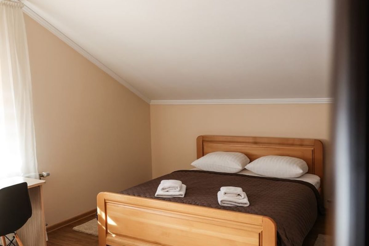 номер 6 (3) - Лісова Казка